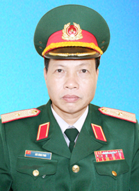 Thiếu Tướng Bùi Đình Phái,  UVTV Tỉnh uỷ - Chỉ huy trưởng Bộ CHQS tỉnh.

